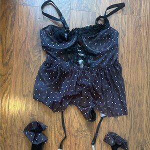 SHEIN Black Polka Dot Lace Bra Set
